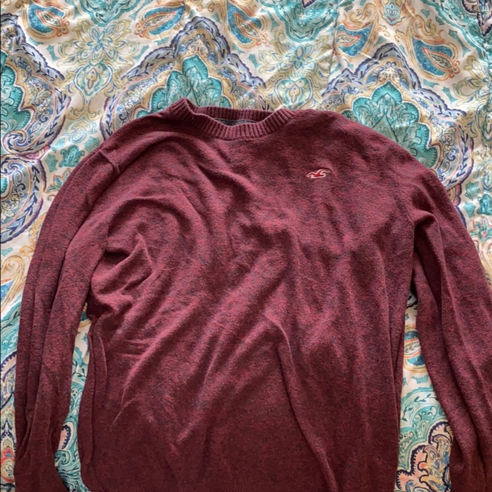 maroon sweat shirt, medium men’s